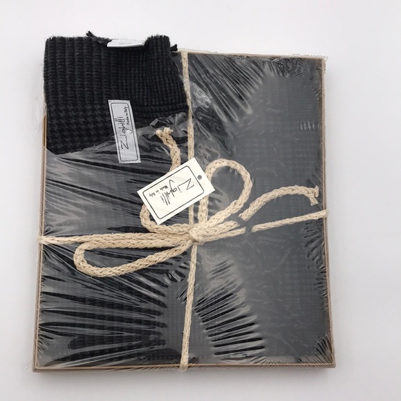 Zighilli Cashmere Blend Gray Herringbone Scarf